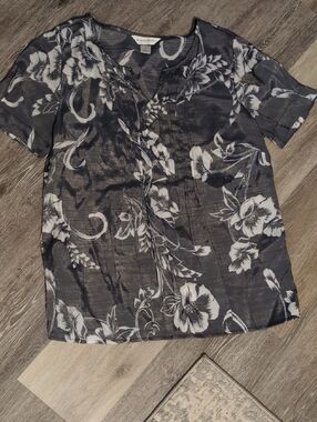Christopher & Banks Blue Grey Floral Short-Sleeve Tee